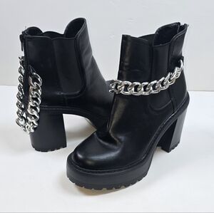 Madden Girl Chunky Platform Ankle Boots Chain Detail Lug Sole Size 9 Punk Goth